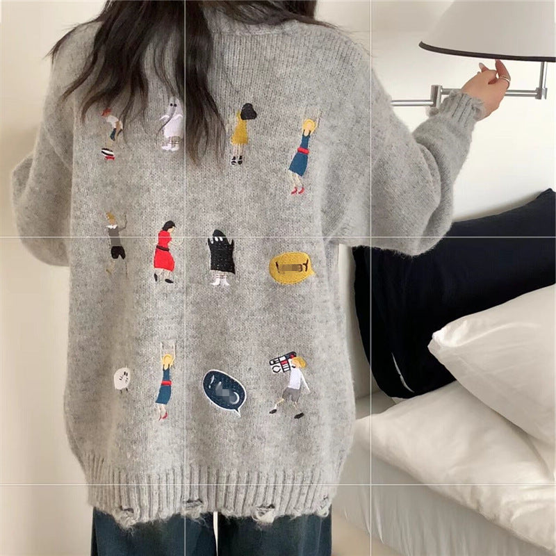 Ladies Thick Cardigan with practical pockets and Chic and Stylish button details
