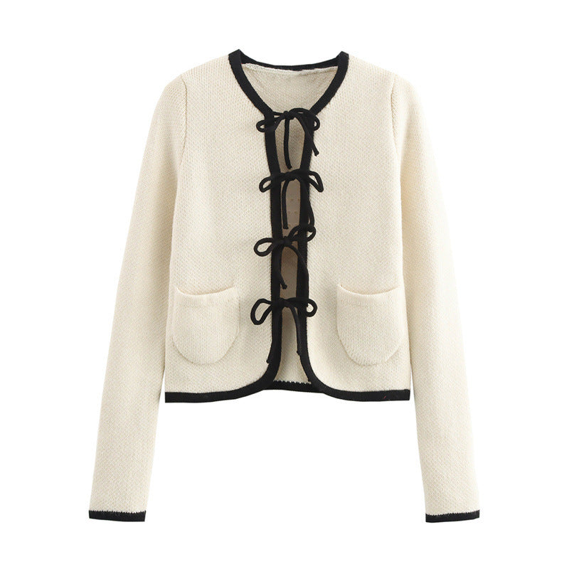 Ladies Elegant cardigan with refined knots and chic pockets Style and Chic