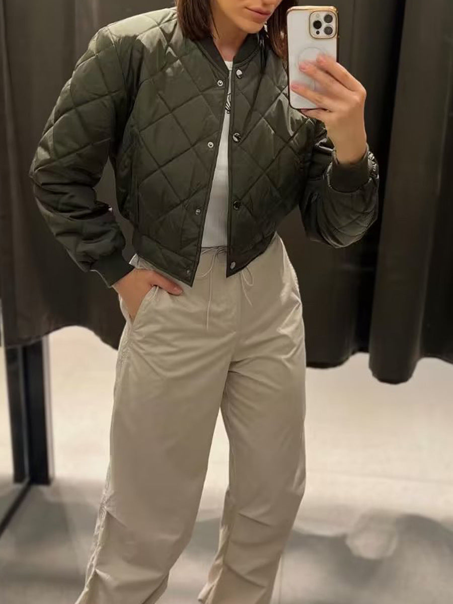 Ladies quilted transition jacket with modern cut and practical pockets Lune London