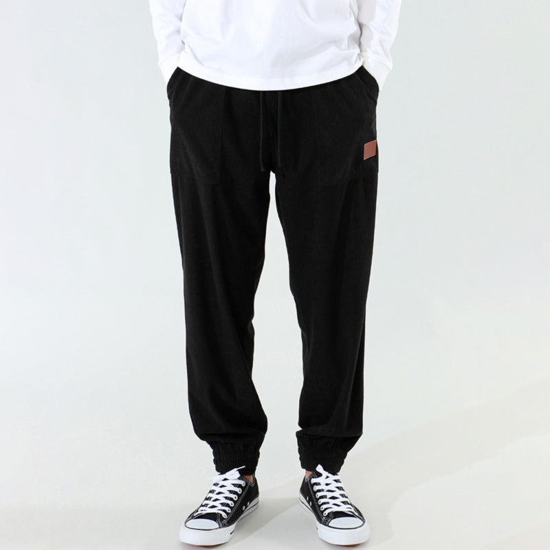 Comfortable casual pants for men with elastic waistband and relaxed fit Lune London