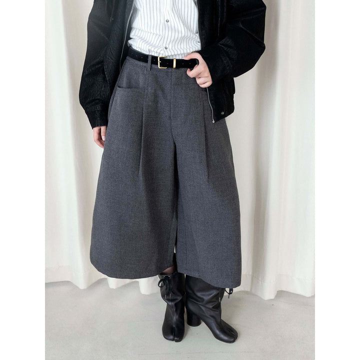 Women's High-Waisted Culotte Pants in Wool Look with Pleats and Wide Leg Amarae