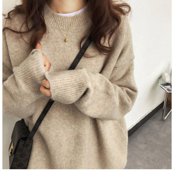 Ladies oversized thick sweater with high collar and ribbed knit Lune London