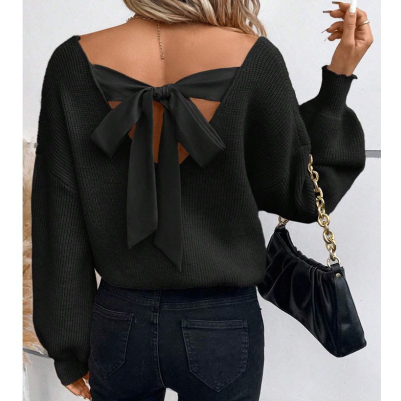 Casual knitted sweater for women with elegant tie at the back Lune London
