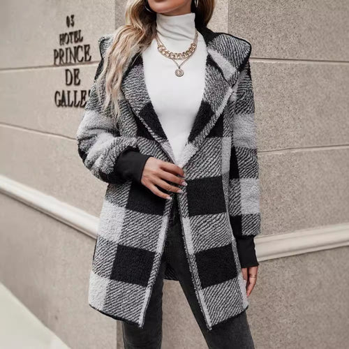 Ladies Oversized Houndstooth Pattern Coat Amarae