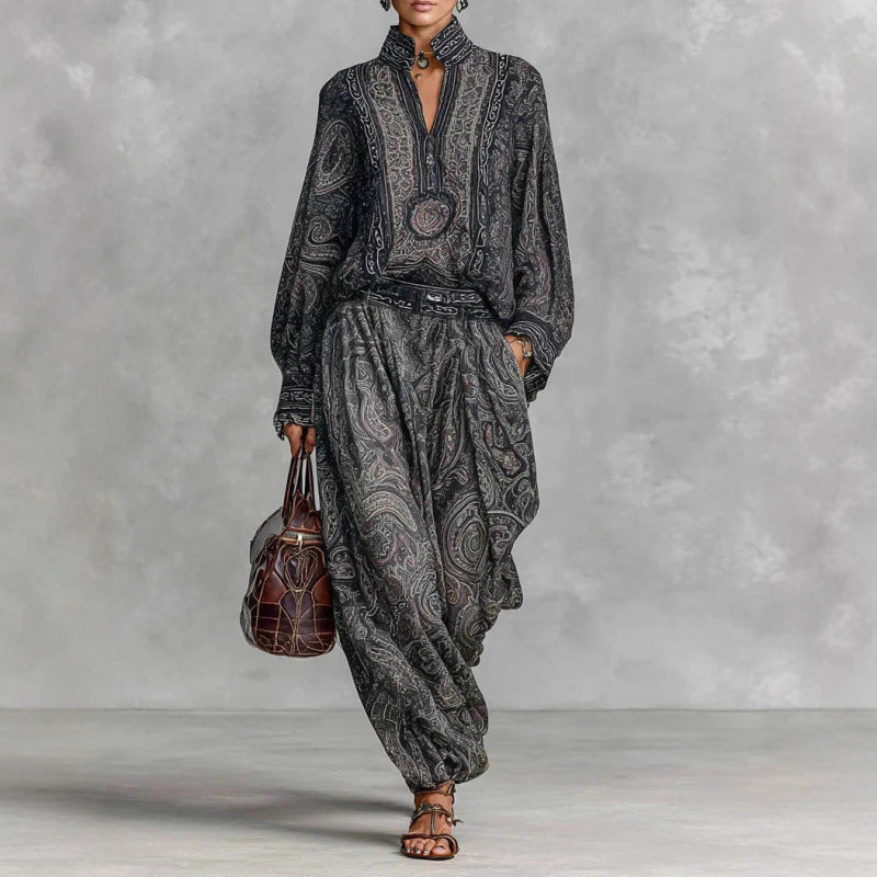 Women Flowing Boho Two-Piece Set with Loose Tunic and Harem Pants in Paisley Design Amarae