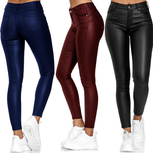Ladies Elegant High-Waisted Wax Pants and Fitted Cut Amarae