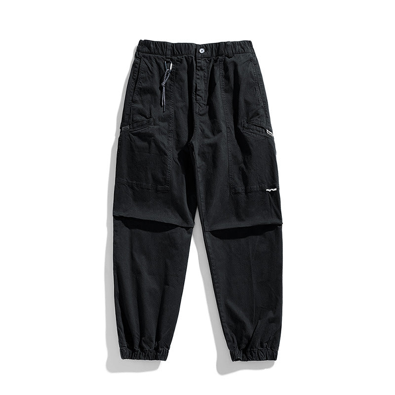 Men's comfortable cargo pants with practical pockets Lune London