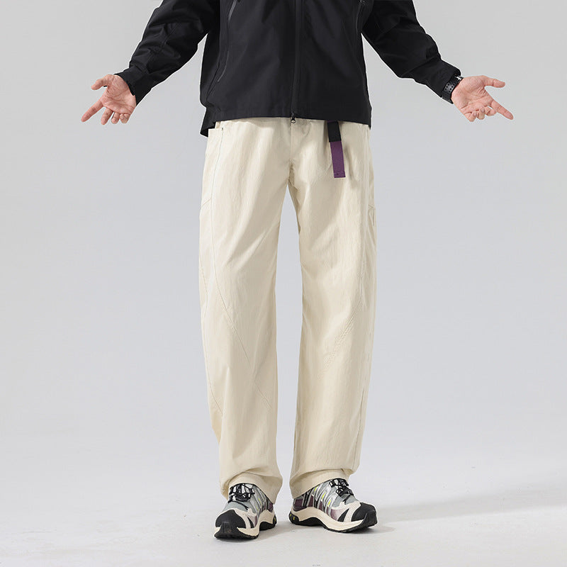 Multi-functional leisure pants for men in lightweight and breathable fabric Lune London