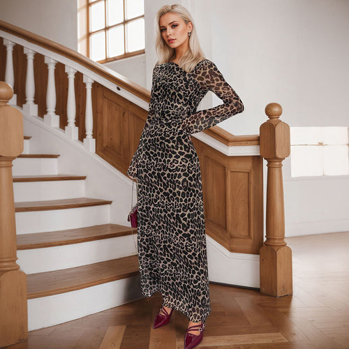 Robe maxi femme avec imprimé animal élégant et coupe sophistiquée Chic & Stil