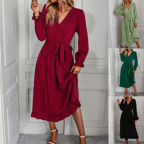 Long dress for women with wrap effect and chic and stylish clothing details
