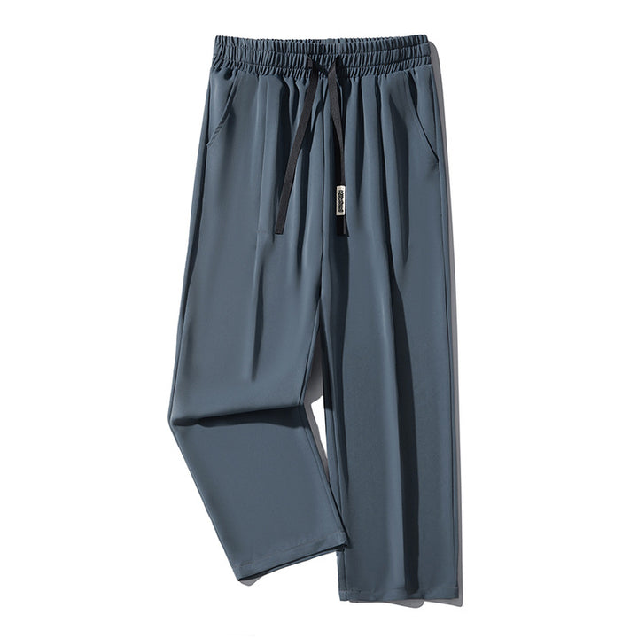 Casual men's pants made of breathable fabric with adjustable waist and side pockets Lune London