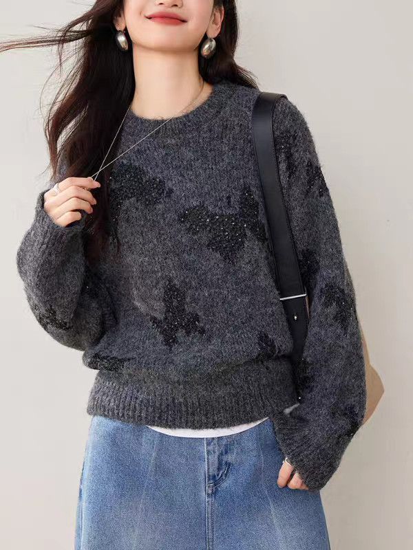 Pull tricoté élégant pour femmes avec des appliqués papillon étincelants Chic & Stil