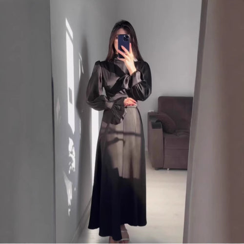 Robe maxi femme à manches larges et coupe sophistiquée Chic & Stil