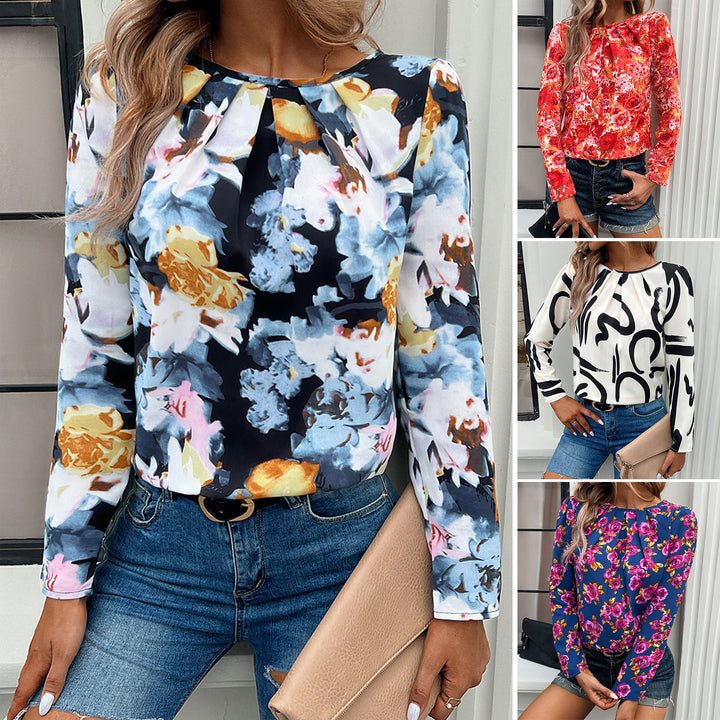 Blouse for women with floral patterns and elegant pleating Lune London