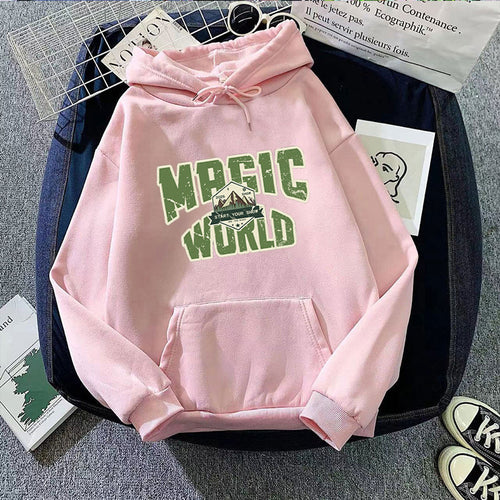 Women’s hoodie with modern graphic print Chic & Stil