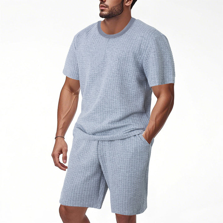Casual short-sleeve set for women with textured top and shorts Lune London