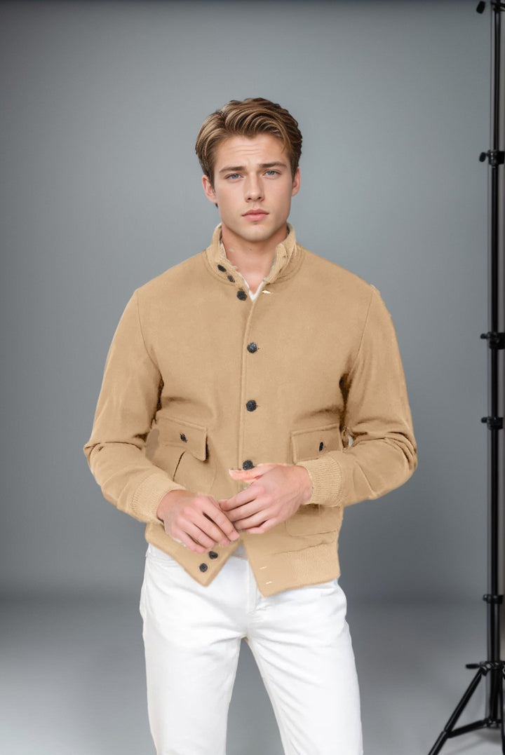 Casual and structured cotton jacket for men with practical pockets Lune London