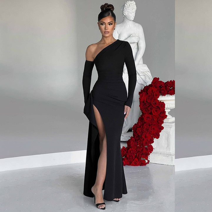 One-shoulder evening dress with high slit Lune London