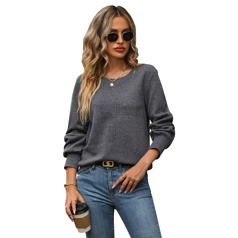Casual knitted pullover for women with textured pattern Lune London