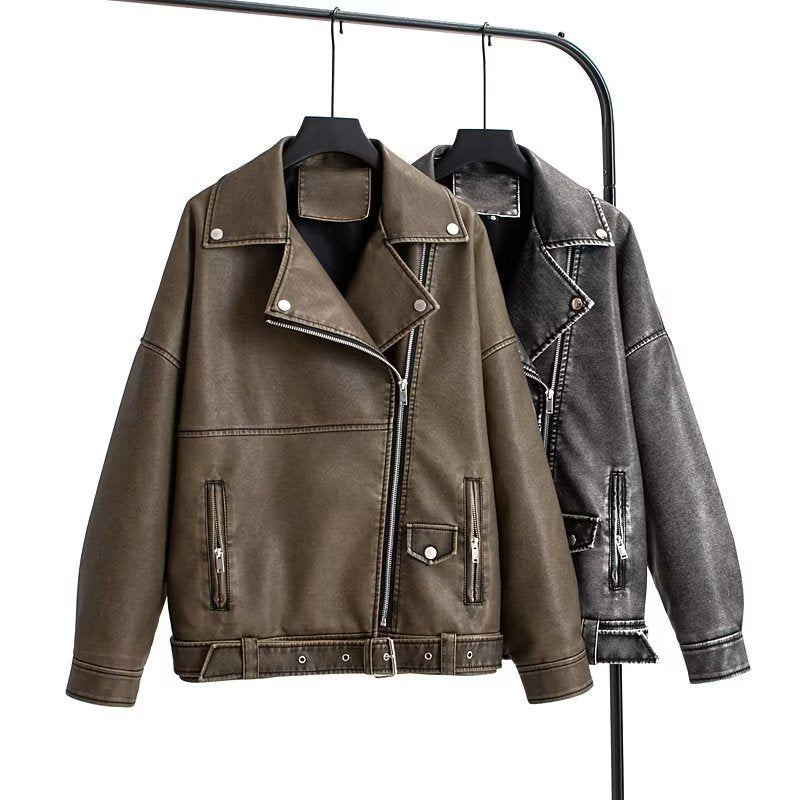 Casual biker jacket for women in sturdy denim with contrasting seams and practical pockets Lune London