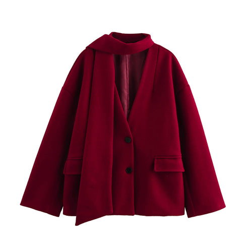Transitional jacket for women with an innovative asymmetrical design and an elegant collar Amarae
