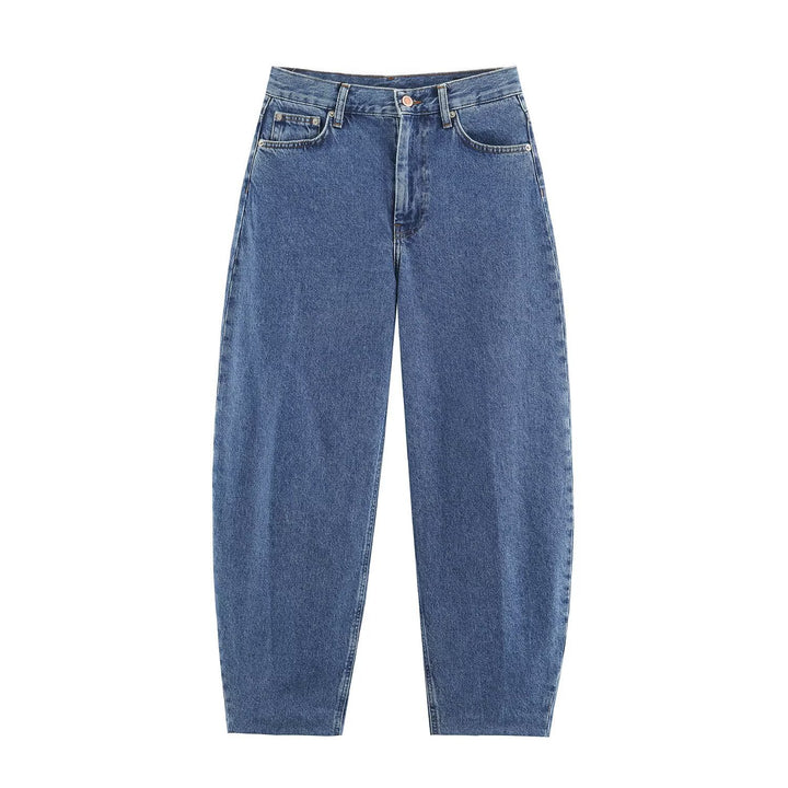 Women Highwaist Relaxed Tapered Jeans with Conical Leg Amarae