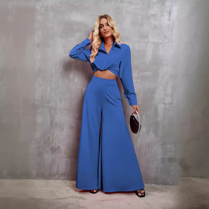 Elegant ensemble for ladies consisting of a crop top and wide pants Lune London