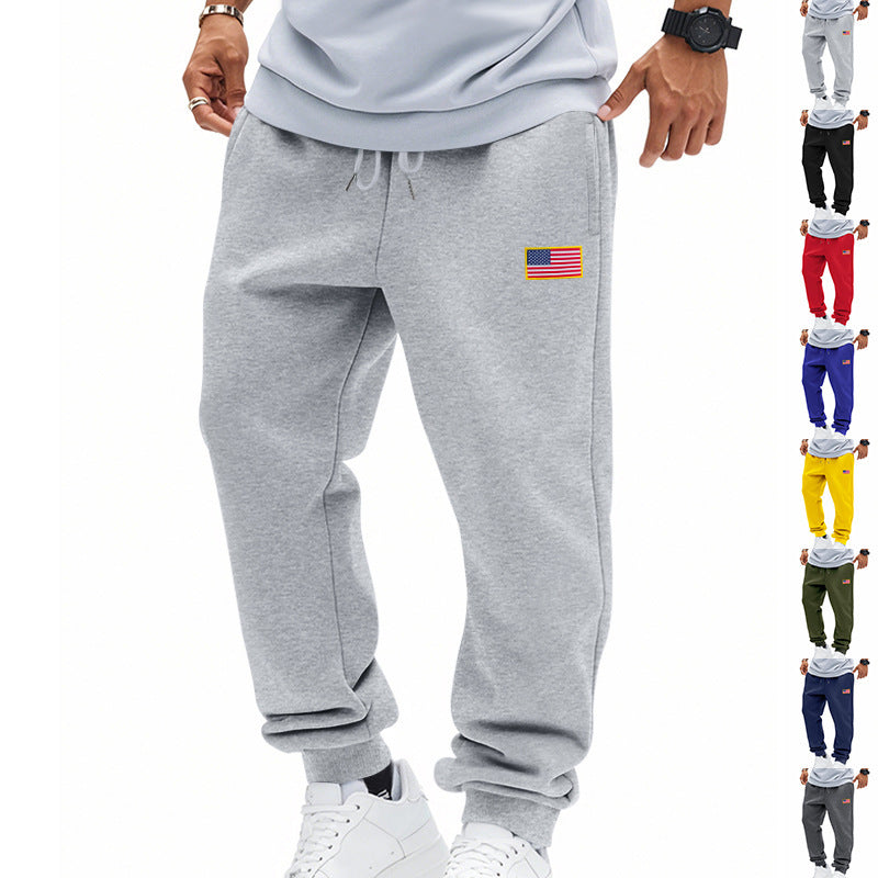 Sport pants for men with elastic waist and practical side pockets Lune London