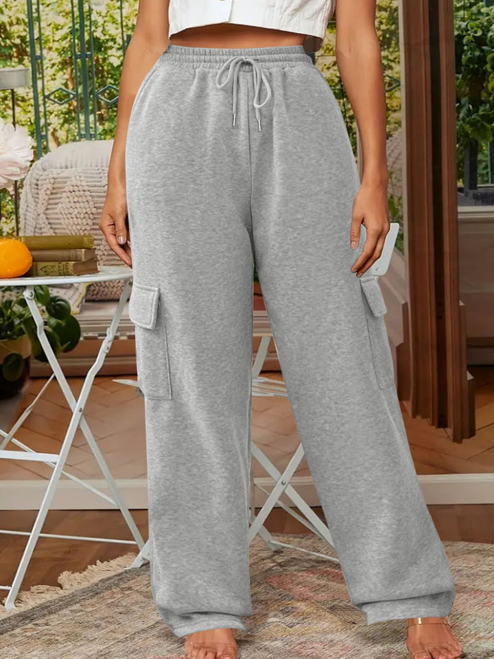 Women’s cargo pants with a relaxed fit and elastic waistband Lune London