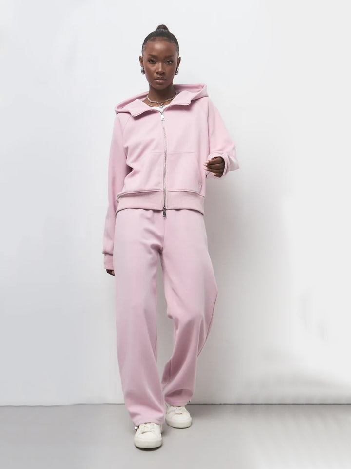 Relaxed fleece jogging set for women with high collar and full zip closure Lune London