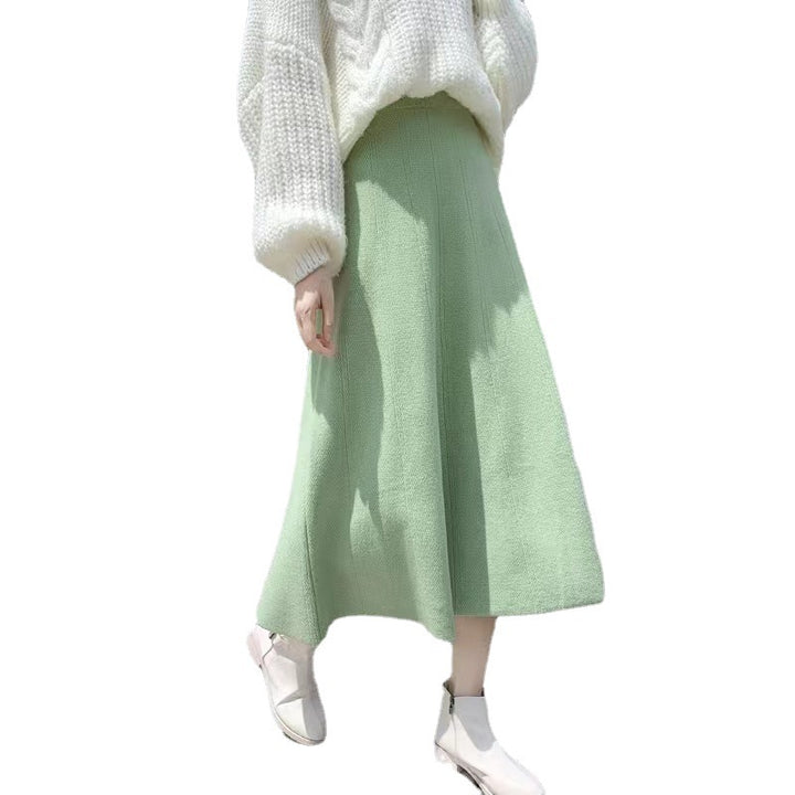 Elegant midi skirt for ladies with a relaxed fit and a decorative textured pattern Lune London