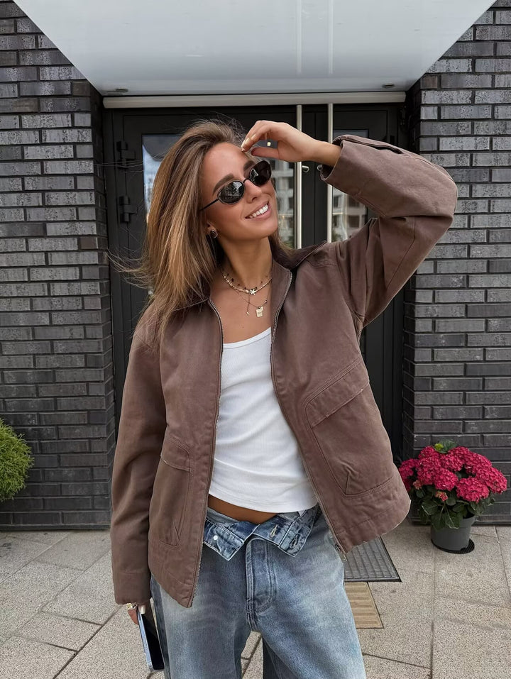 Trendy transitional jacket for women with classic high collar and practical pockets Lune London