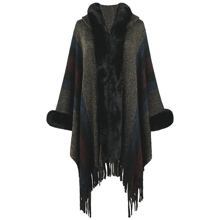 Women fashionable poncho with luxurious faux fur collar and fringes Lune London
