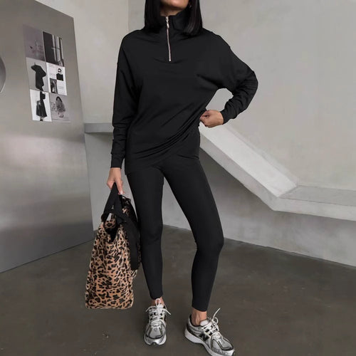 Ladies sporty hoodie with high collar Amarae