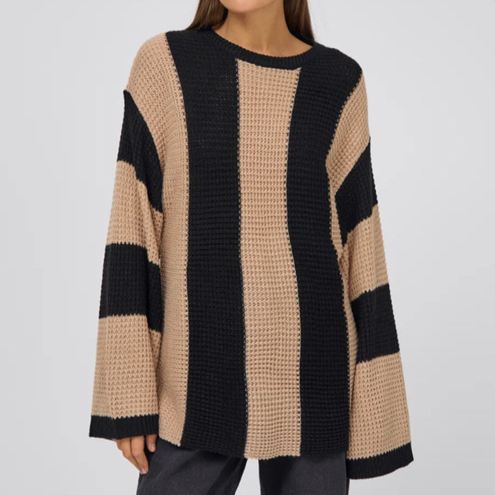 Casual knit sweater for women with wide stripes Lune London