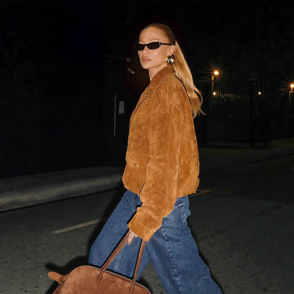 Veste en daim à la mode pour femmes dans une coupe décontractée Chic & Stil