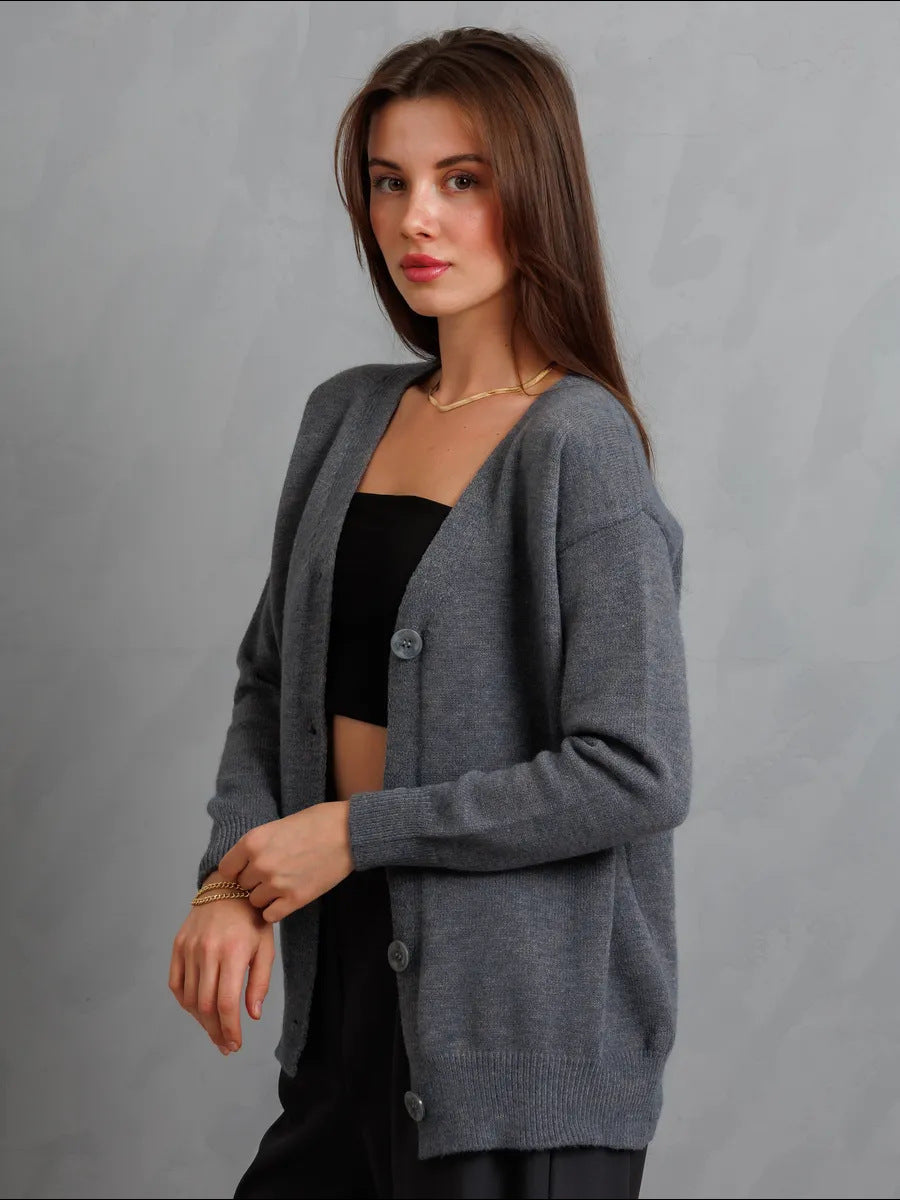 Cardigan féminin confortable avec design à boutons Chic & Stil