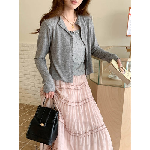Women's elegant cardigan with fine button details Chic & Stil