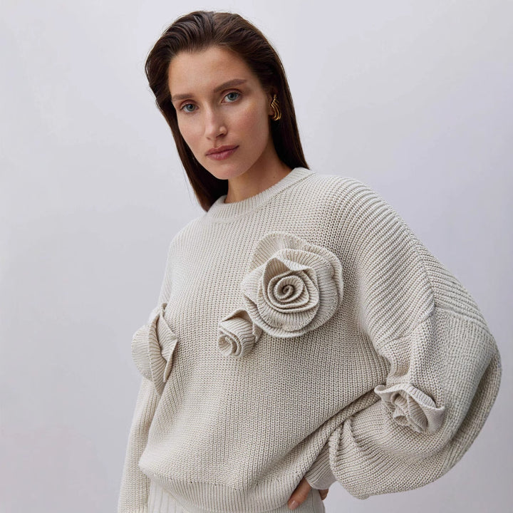 Women's plush sweater with decorative rose appliqués Lune London