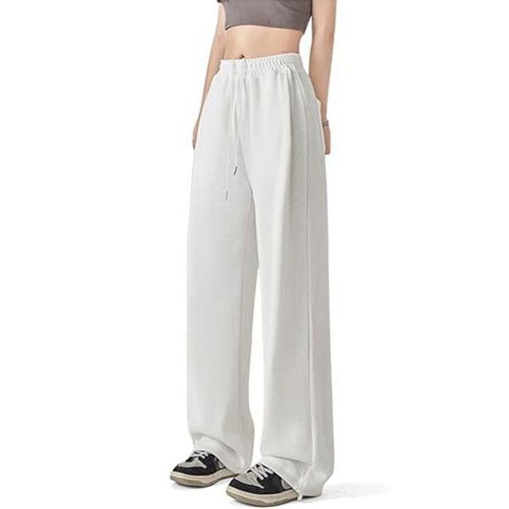 Ladies loose-fitting leisure pants made of soft sweat material with practical pockets Chic & Stil
