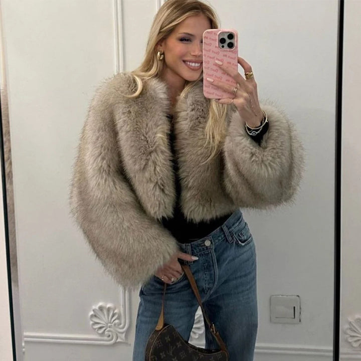 Ladies Elegant and Stylish Faux Fur Jacket Lune London