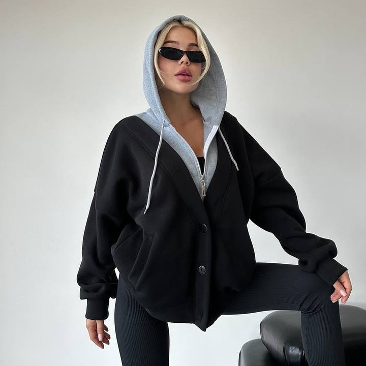 Comfortable oversized jacket for women with hood and snap closure Lune London
