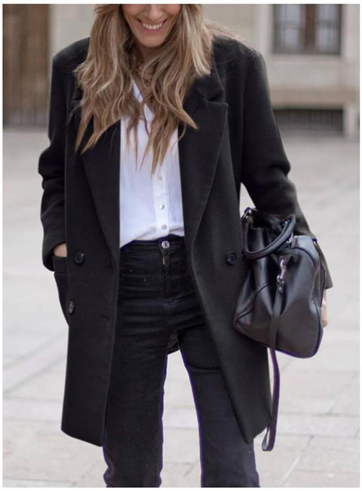 Elegant wool coat for women Amarae