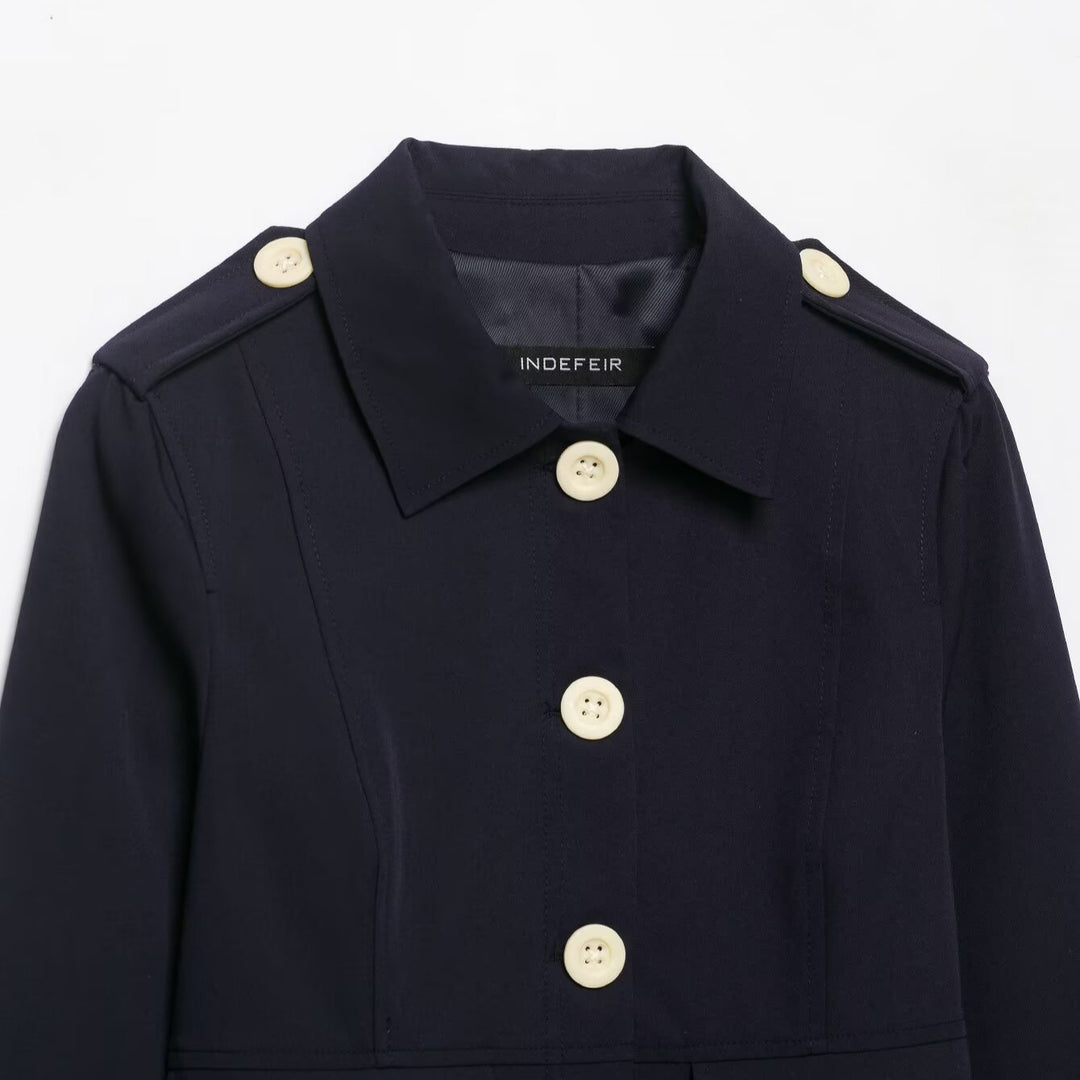 Women’s short jacket in field style with epaulettes, patch pockets and distinctive decorative buttons Amarae