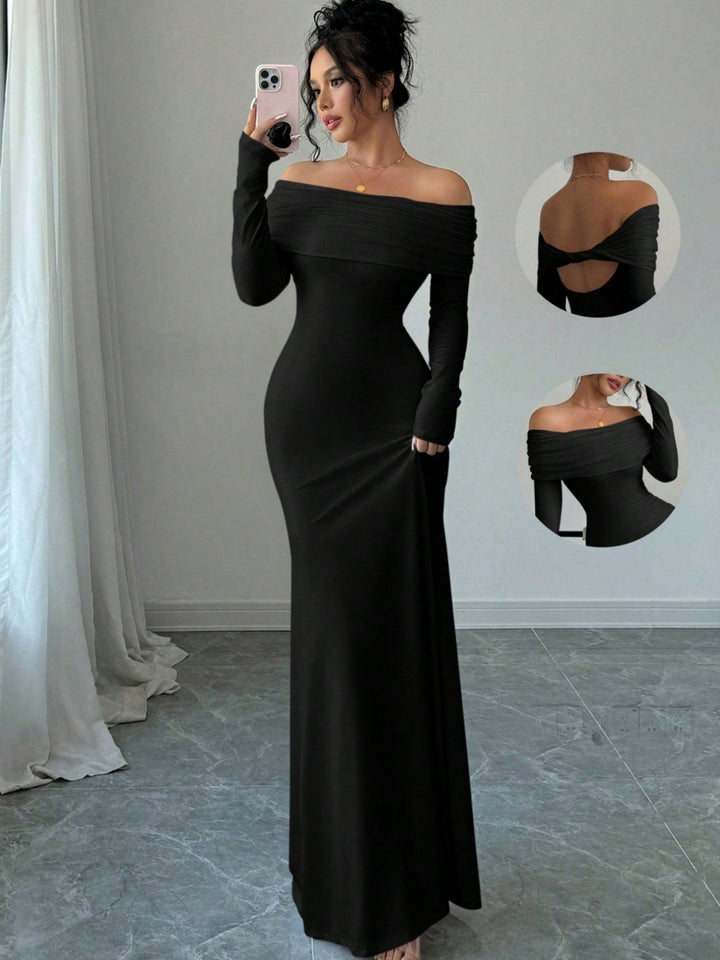 Maxi festive dress for women with off-shoulder neckline and fitted cut Lune London
