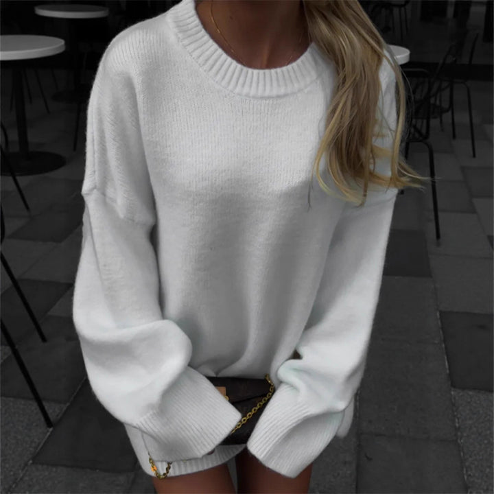 Women Oversized Knit Sweater with Loose Fit and Extended Hem Amarae