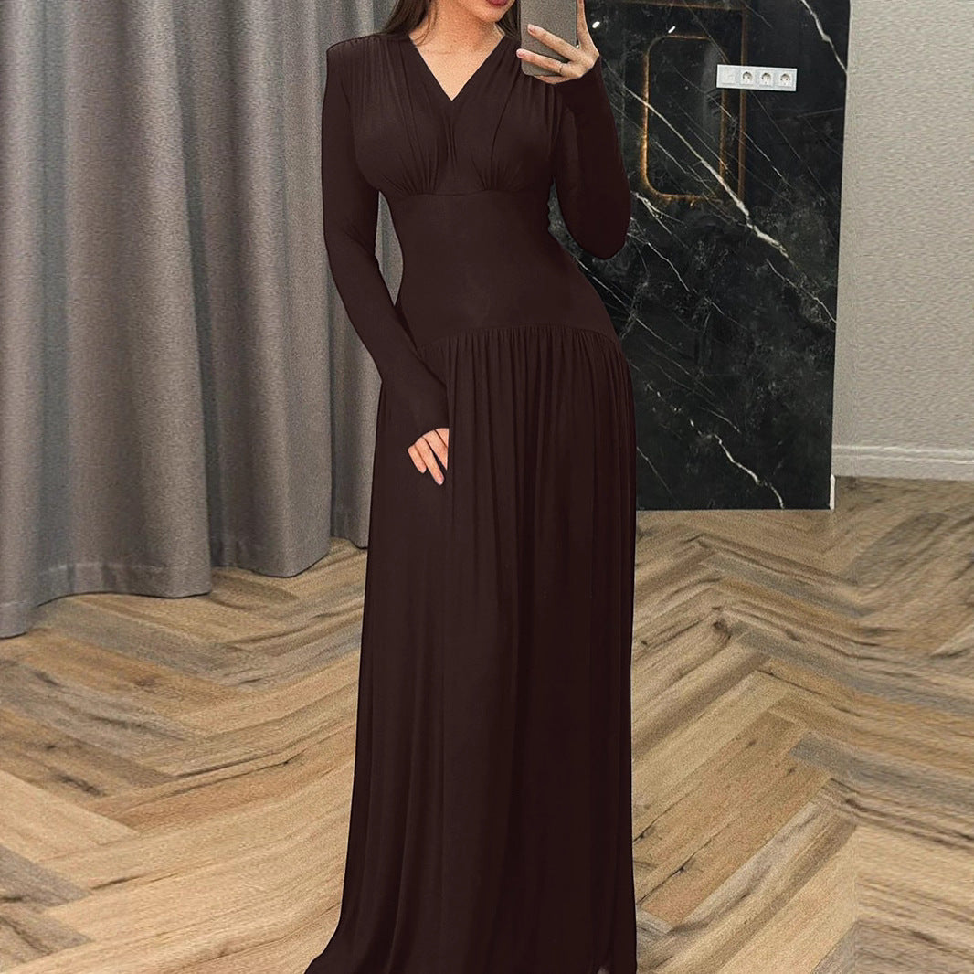 Elegant maxi dress for women with deep V-neckline and flowing cut Lune London