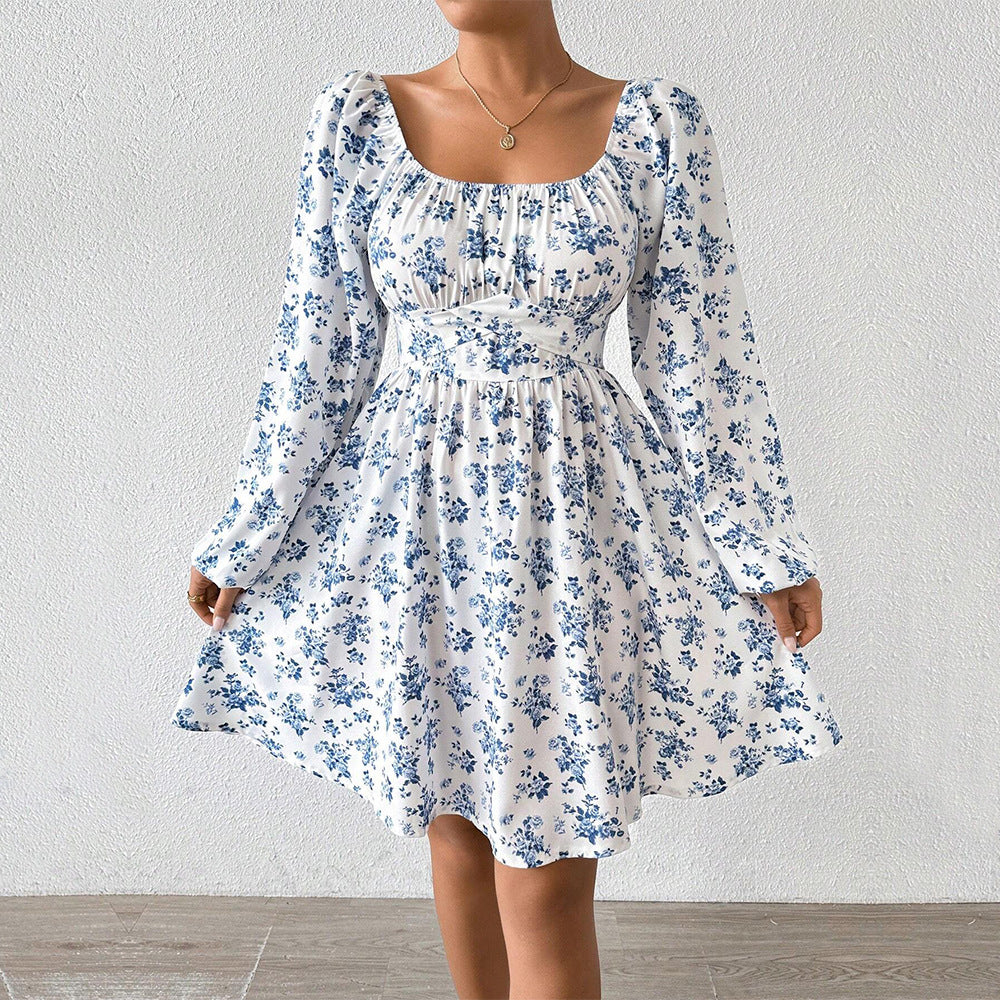 Robe d'été pour femmes avec accents floraux et manches longues Chic & Stil