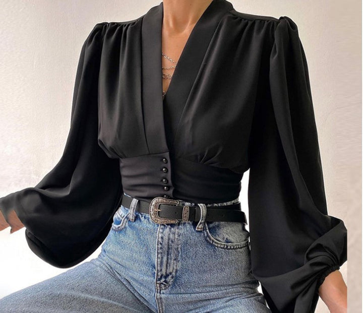 Ladies Elegant blouse with geometric pattern and voluminous sleeves Amarae