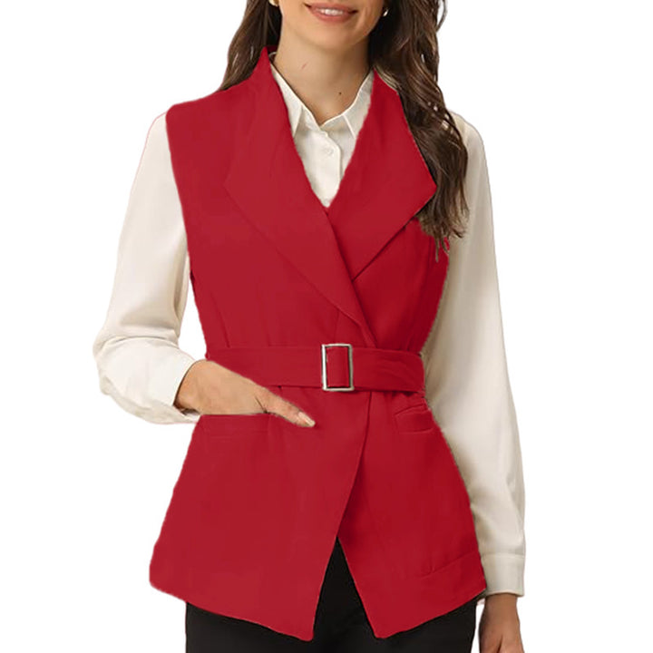 Trendy fitted blazer jacket for women with large pockets and belt Lune London